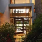 Maatskappy 9 beeld LARA HOOD ARCHITECT Waterfall Estate in Sandton GP