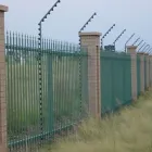 Maatskappy 2 beeld SA FENCING CONTRACTORS Welded Mesh in Johannesburg GP