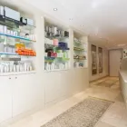 Maatskappy 6 beeld SKIN RENEWAL (CONSTANTIA) www Skinonline.Co.Za in Constantia NC