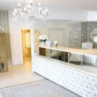 Maatskappy 6 beeld SKIN RENEWAL (ILLOVO SANDTON) www Skinonline.Co.Za in Johannesburg GP