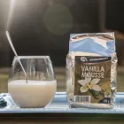 Maatskappy 2 beeld SULIMAN AKHALWAYA Muffin Mixes in Kempton Park GP