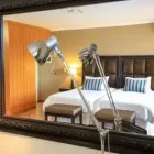 Business 4 image TIMES SQUARE EXECUTIVE SUITES Showers in Johannesburg GP