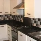 Maatskappy 6 beeld TOPS TILERS Wetrooms in East London EC