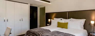 Maatskappy 25 beeld 15 ON ORANGE HOTEL, AUTOGRAPH COLLECTION protea hotels african pride in Cape Town WC