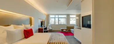 Maatskappy 57 beeld 15 ON ORANGE HOTEL, AUTOGRAPH COLLECTION protea hotels african pride in Cape Town WC