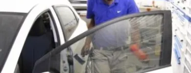 Maatskappy 1 beeld EXTREME CANVAS & UPHOLSTERY Window Tinting in Pietermaritzburg KZN