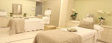 Business 3 image SKIN RENEWAL (FOURWAYS) www Skinonline.Co.Za in Four Ways GP