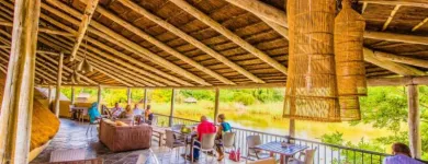 Maatskappy 6 beeld THE BLUE CRANE RESTAURANT AND BAR Tourists in Pretoria GP