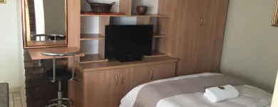 Maatskappy 8 beeld TRAVELLERS NEST GUEST HOUSE Sleepover in Centurion GP