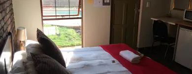 Maatskappy 18 beeld TRAVELLERS NEST GUEST HOUSE Sleepover in Centurion GP