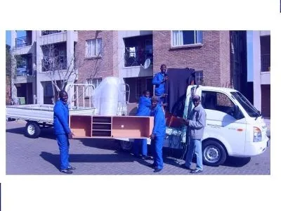 Maatskappy 2 beeld FURNITURE REMOVAL BAKKIES 0728683484
