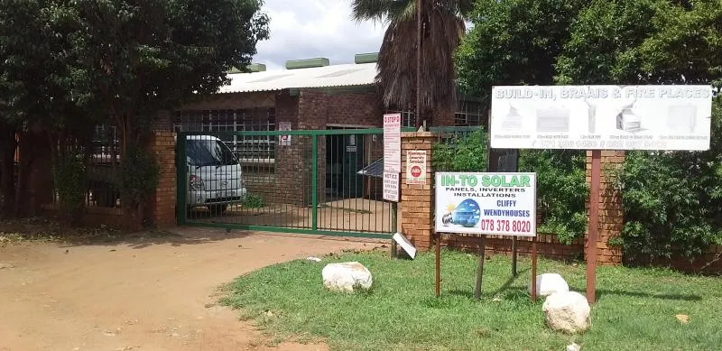 Business 2 image IN TO SOLAR ENERGY