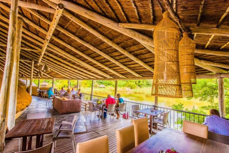 Maatskappy 6 beeld THE BLUE CRANE RESTAURANT AND BAR